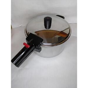 Kitchen Nutritition T304 7QT Belgium Stainless Steel Pressure Cooker K1870